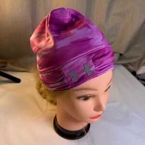 Under Armour Women's Pink beanie